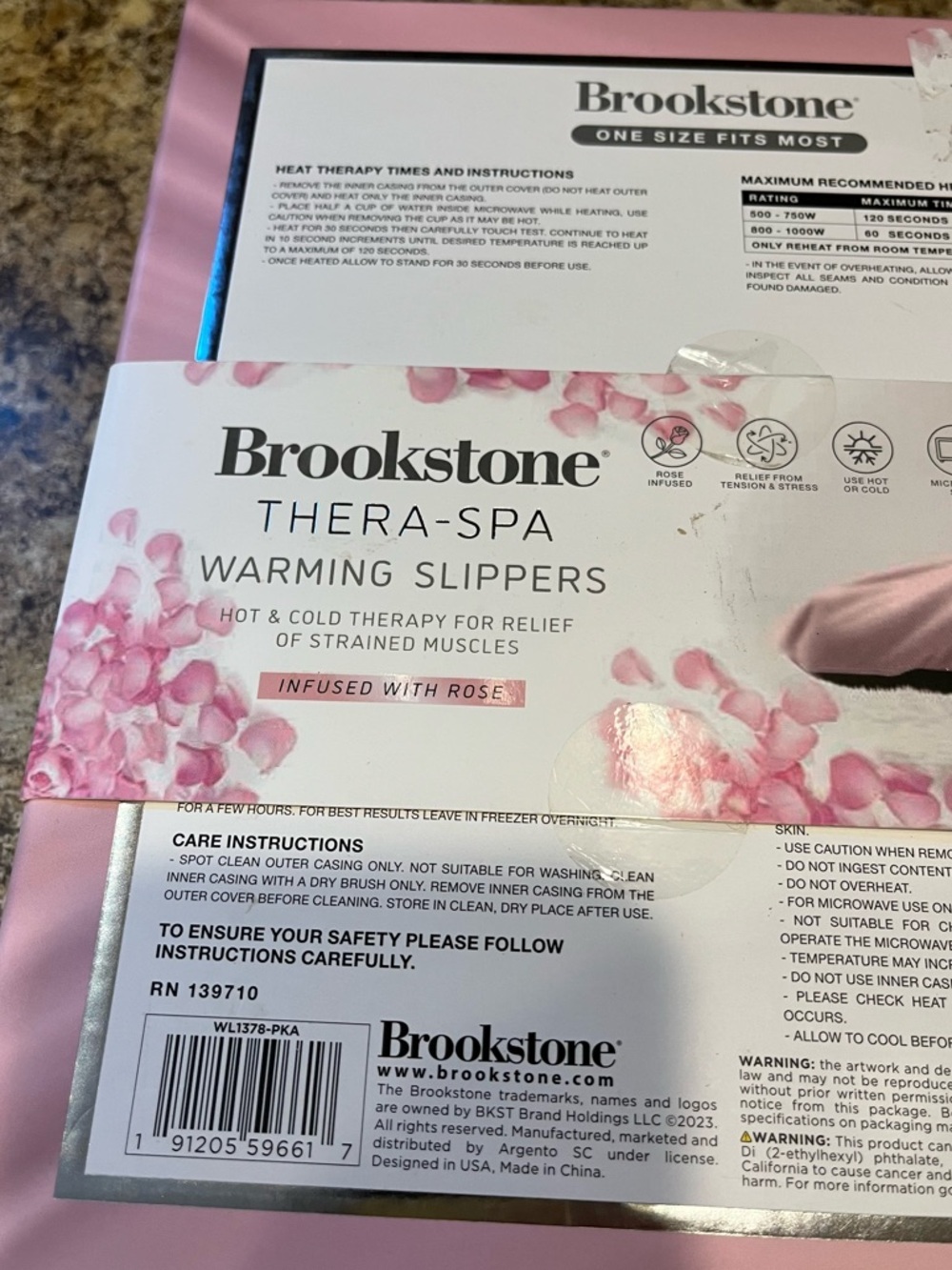 Brookstone Pink Thera-Spa Warming Slippers NIB - Picture 4 of 8